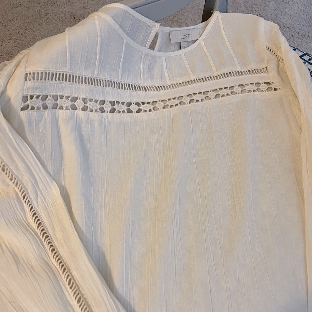 Loft, NWOT, gauze detailed shirt, small, perfect for any season!